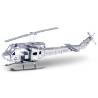 METAL EARTH 3D puzzle - Vrtulník Bell UH-1 Huey