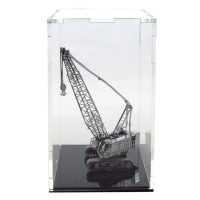 METAL EARTH Vitrínka z plexiskla - 12,7 x 7,6 x 7,6 cm