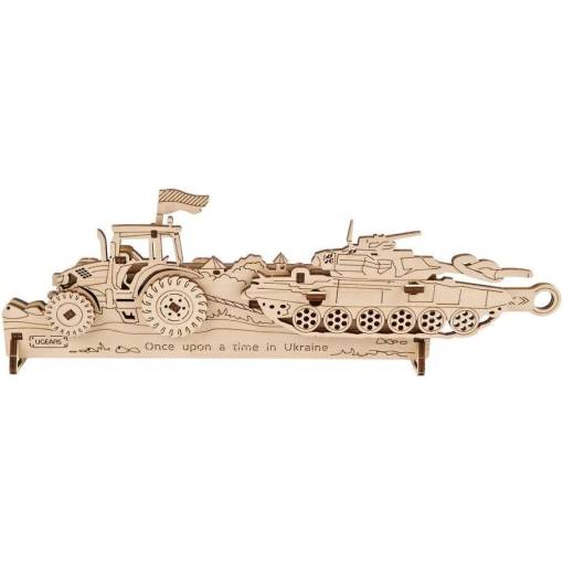 Foto - UGEARS 3D puzzle - Brave UA Tractor, 51 dílků
